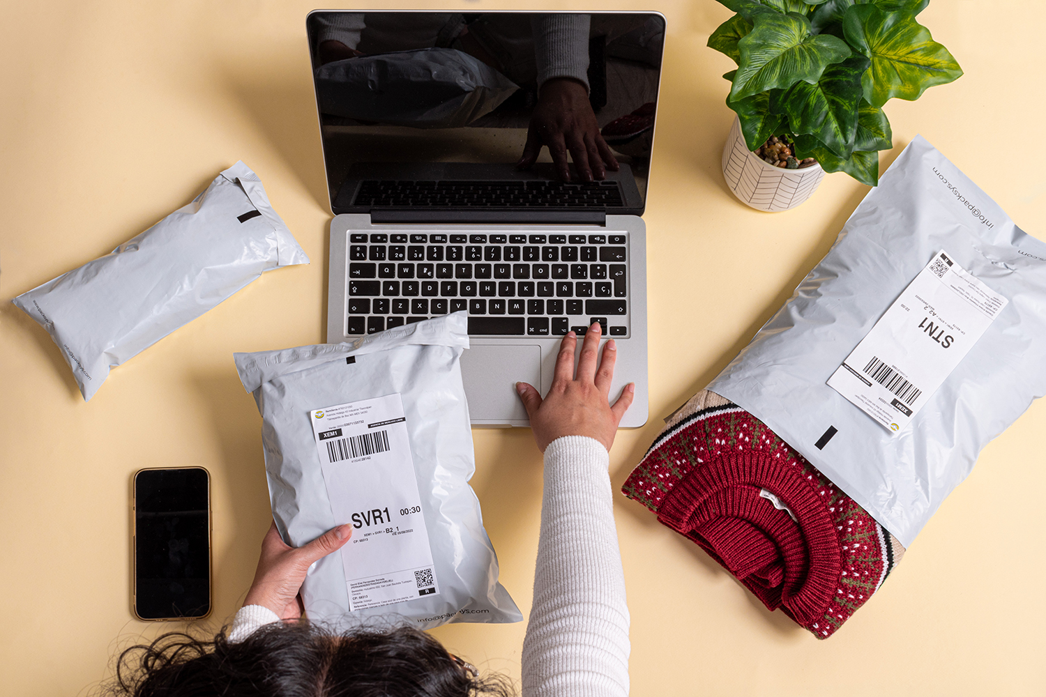 ¿Qué son los mailer bags y por qué deberías usarlos en tu tienda en línea?