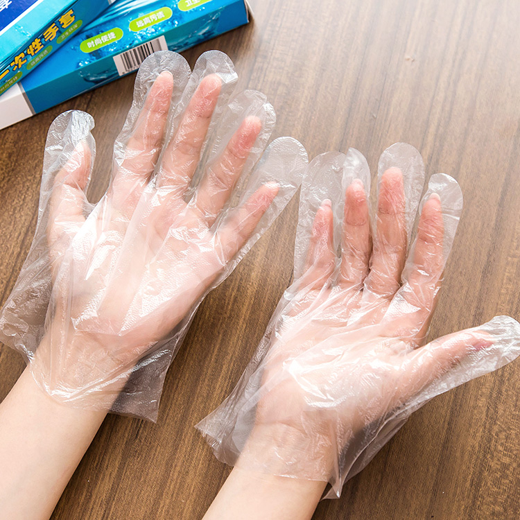 Guantes de Polietileno: Una Alternativa Económica y Versátil en Seguridad e Higiene